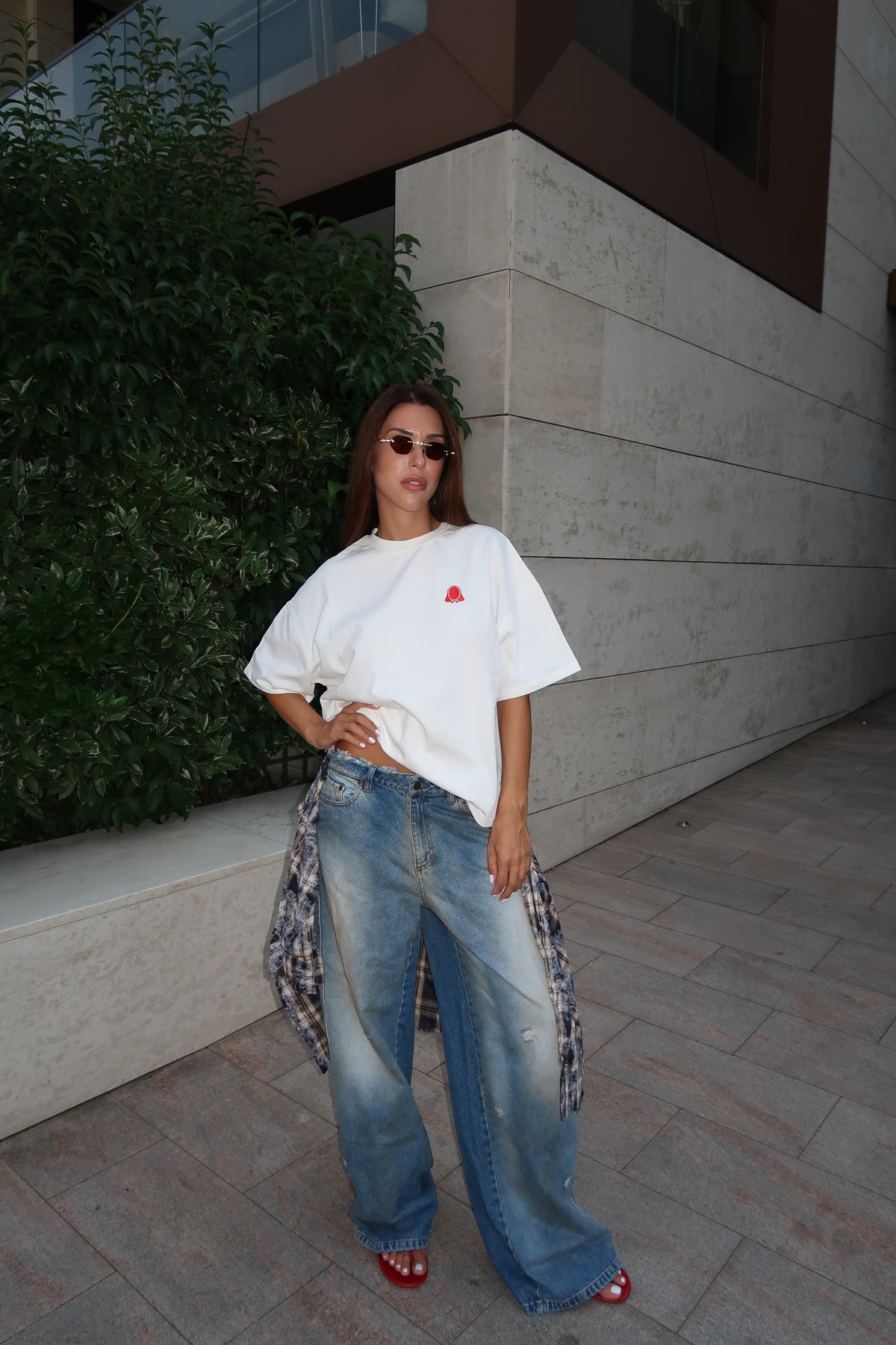 LOGO TEE