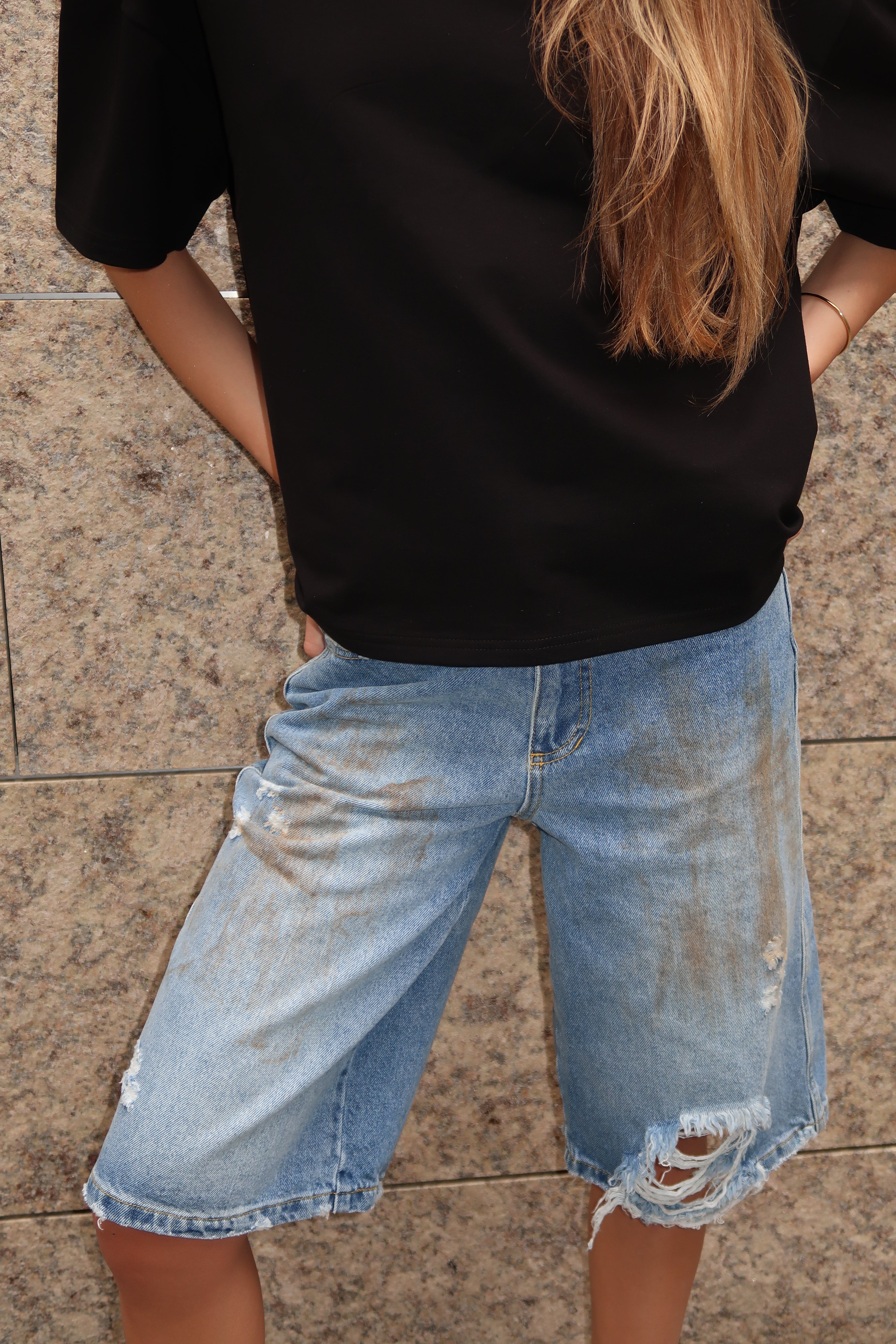 TOO DIRTY DENIM